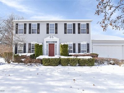 38698 Country Meadow Way, North Ridgeville, OH, 44039