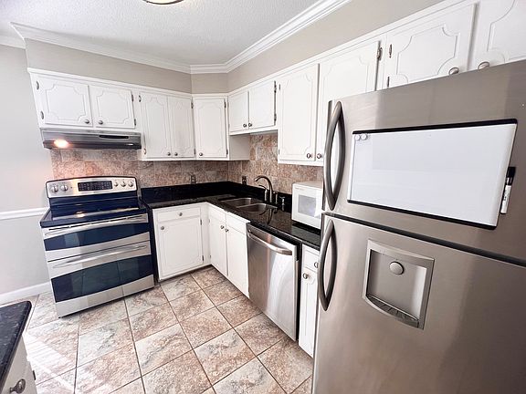 5th image of 2350 E Bay Meadows Ct #H