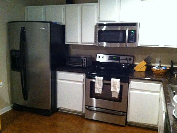 3rd image of 724 Due West Ave N #F
