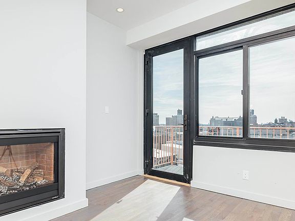 5th image of 594 Bushwick Ave APT 611