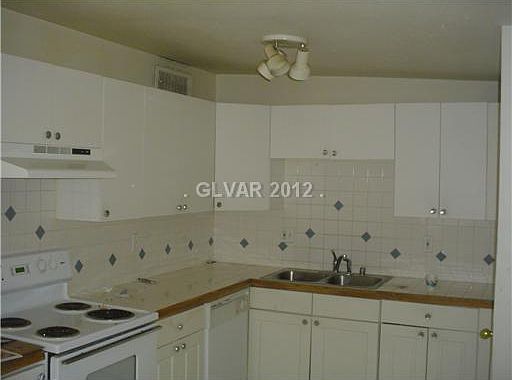 3rd image of 4522 Glenndavis Dr