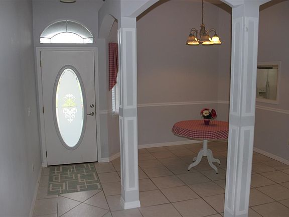 4th image of 1068 Deer Chase Dr