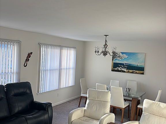 5th image of 33 Eagles Nest Ln #1705