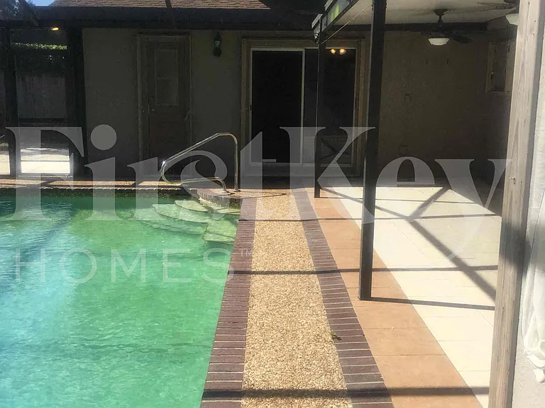 19742 Carolina Cir — Photo 5