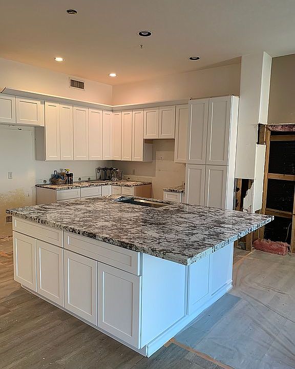 1st image of 11717 N 135th Way
