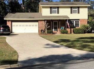 2812 Sweetbriar Dr, Tallahassee, FL 32312