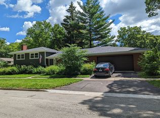 1867 W Crescent Ave, Park Ridge, IL 60068