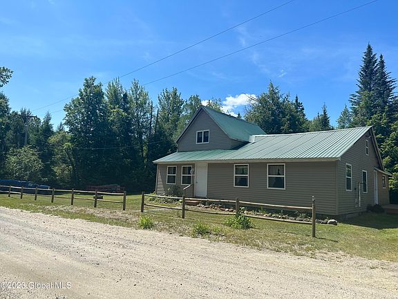 3rd image of 14 Wolf Pond Road