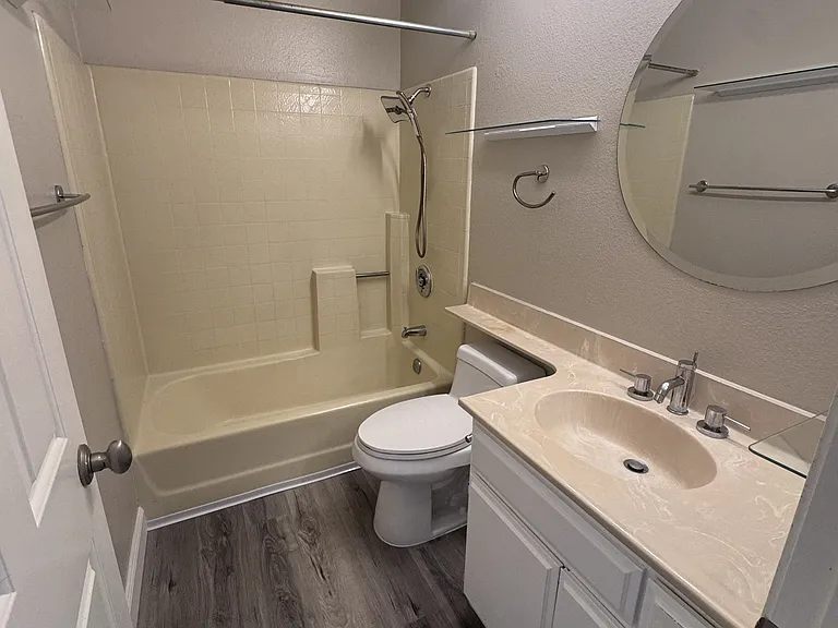 283 Mangano Cir #283 — Photo 6