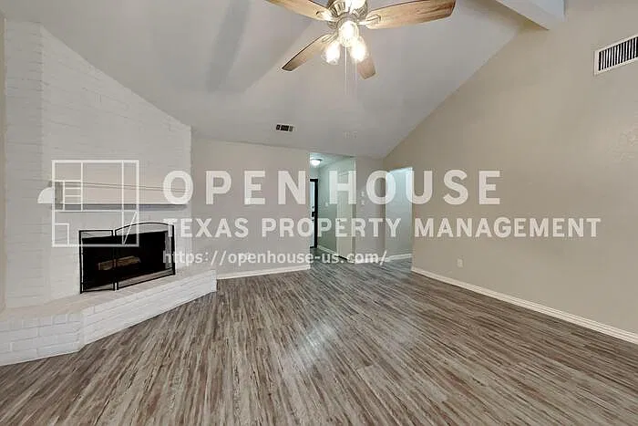 6915 Renfro Dr — Photo 4