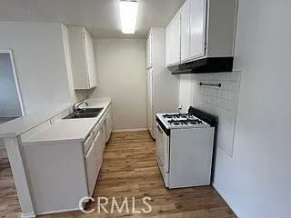 5855 Tujunga Ave #6 — Photo 4