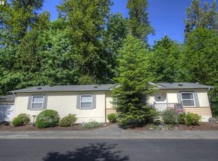 25351 E Cedar Glen Loop, Welches, OR 97067