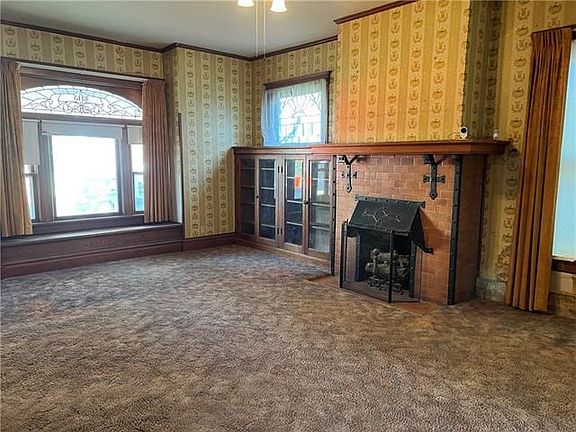 3rd image of 2712 Penn St
