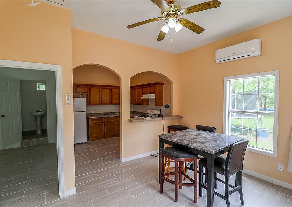 1st image of 5817 Gaston St #B