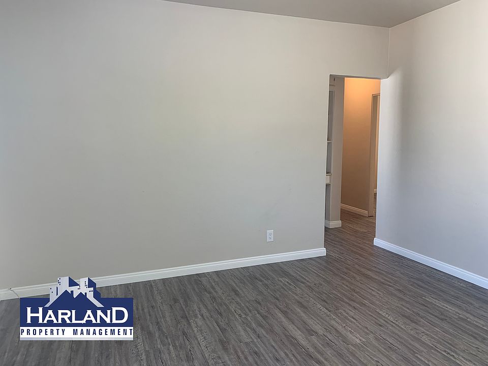 1st image of 1025 B Ave #B