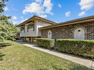 1750 W Woodland Ave, Addison, IL 60101