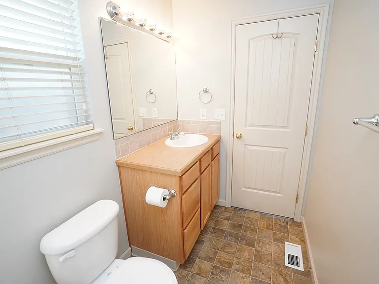 1445 W Silver Salmon Dr — Photo 24