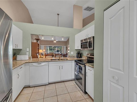 4th image of 103 Tanglewood CT #128-1