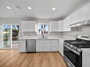 2561 Hawn Ave, Redding, CA 96002