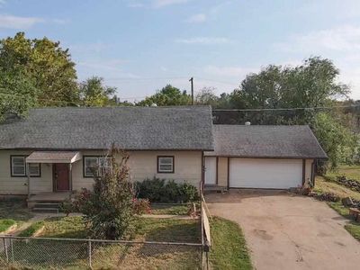 725 W Walnut St, Drumright, OK, 74030