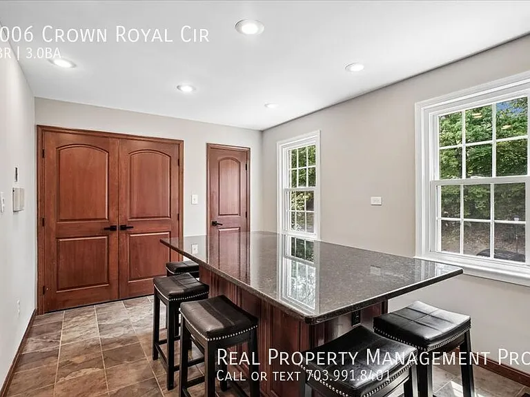 6006 Crown Royal Cir — Photo 12