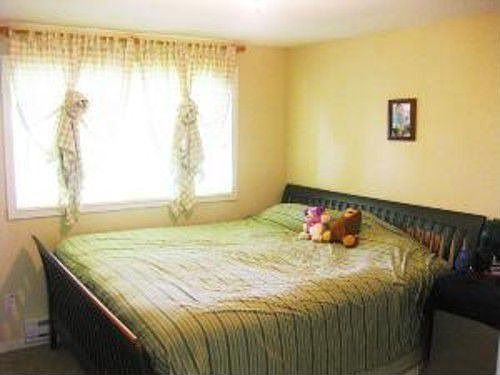 5th image of 5903 133rd Pl NE