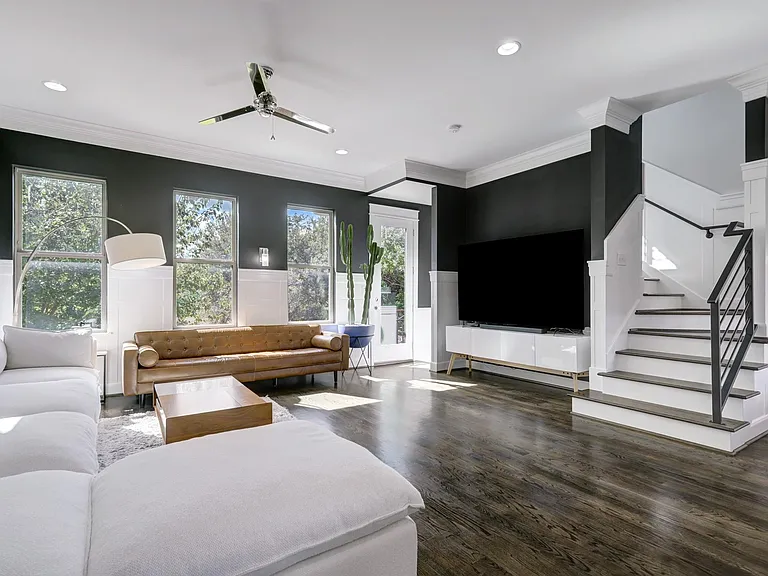 1706 Francis St #B — Photo 10