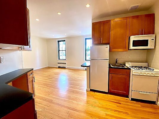 1st image of 1480 York Ave APT 6B