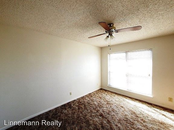 2nd image of 1304 Covey Ln APT C