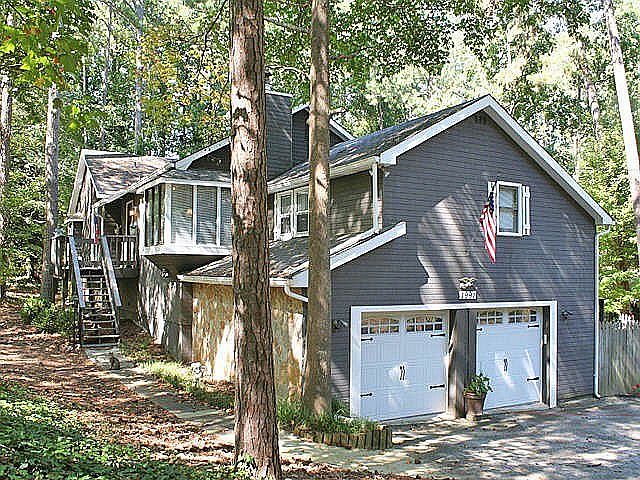 1st image of 1991 Pine Dr