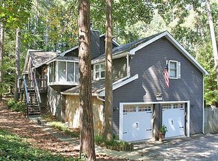 1991 Pine Dr, Snellville, GA 30078