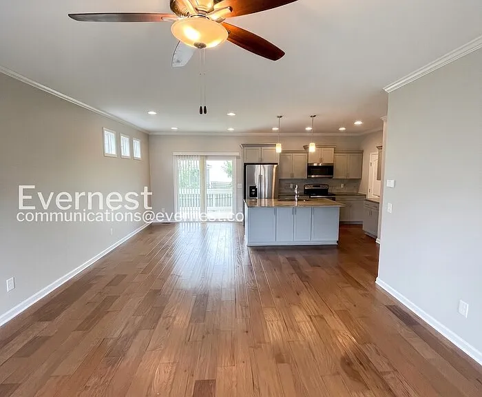 1212 Ewing Way — Photo 6