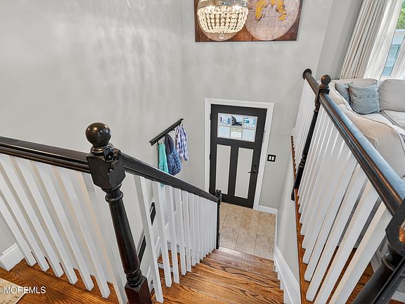 5th image of 618 Illinois Avenue