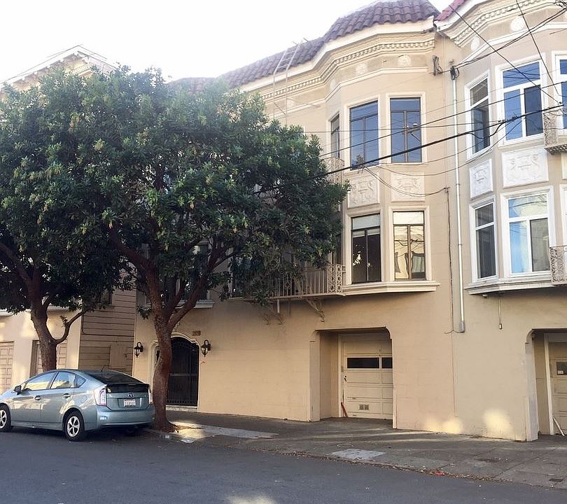 1st image of 2929 Gough St APT 2