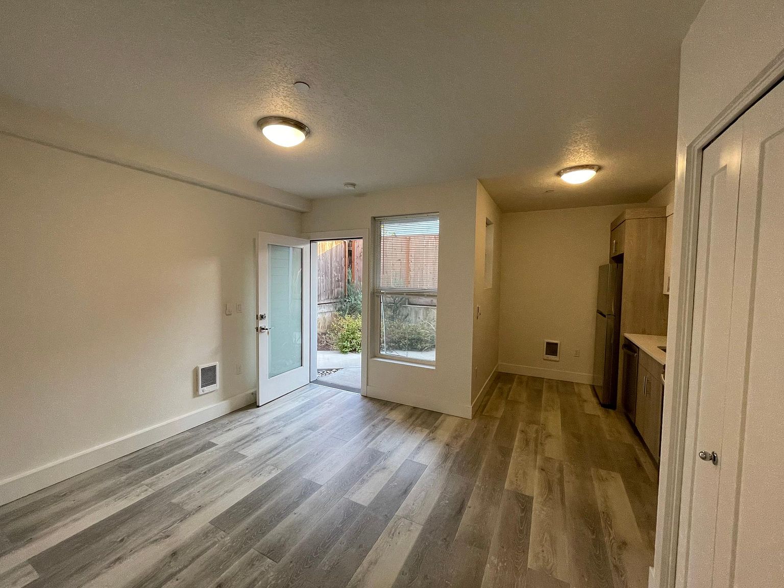 420 NE Simpson St UNIT 4, Portland, OR 97211 | Zillow