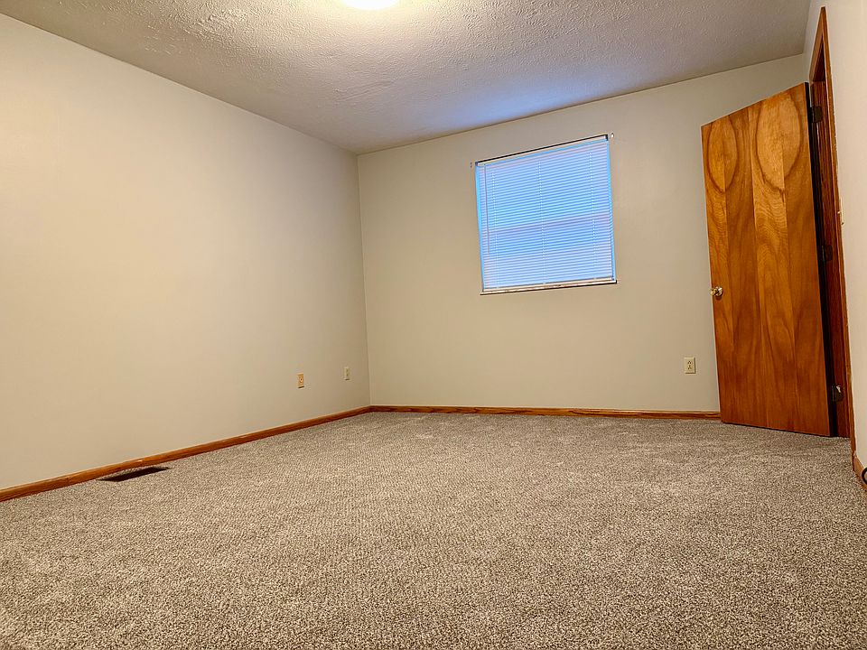 1st image of 2510 21st Ave #2