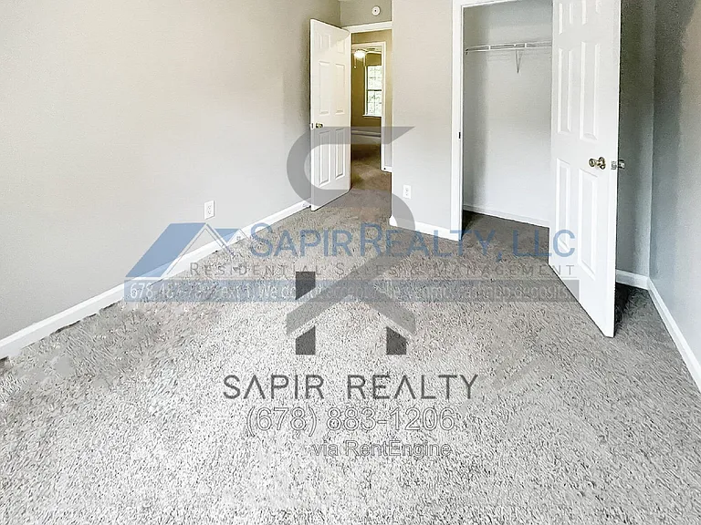 220 Beechwood Ln — Photo 6