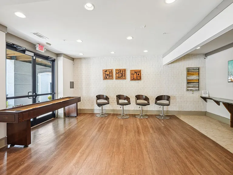 Wesley St. James Apartments at Sandy Springs — Photo 43