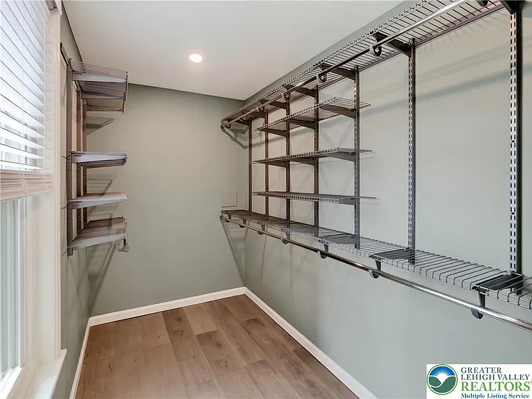 411 Main St #2 — Photo 18