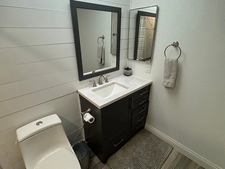 289 Vista Royale Cir W — Photo 29