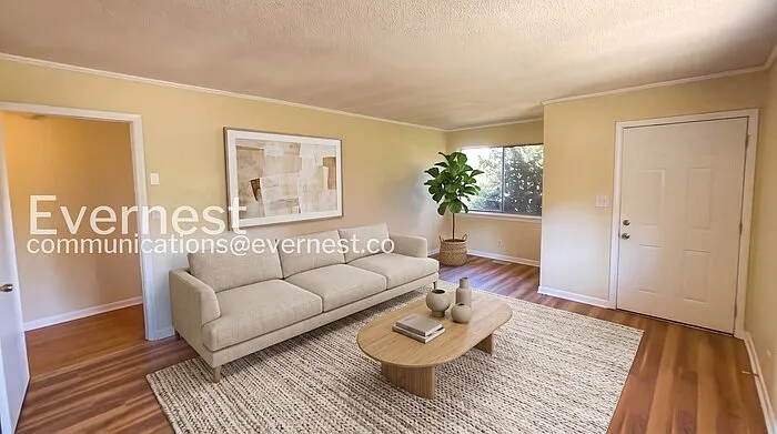 3 bed, 2.0 bath, 1340 sqft, $2,095 — Photo 3