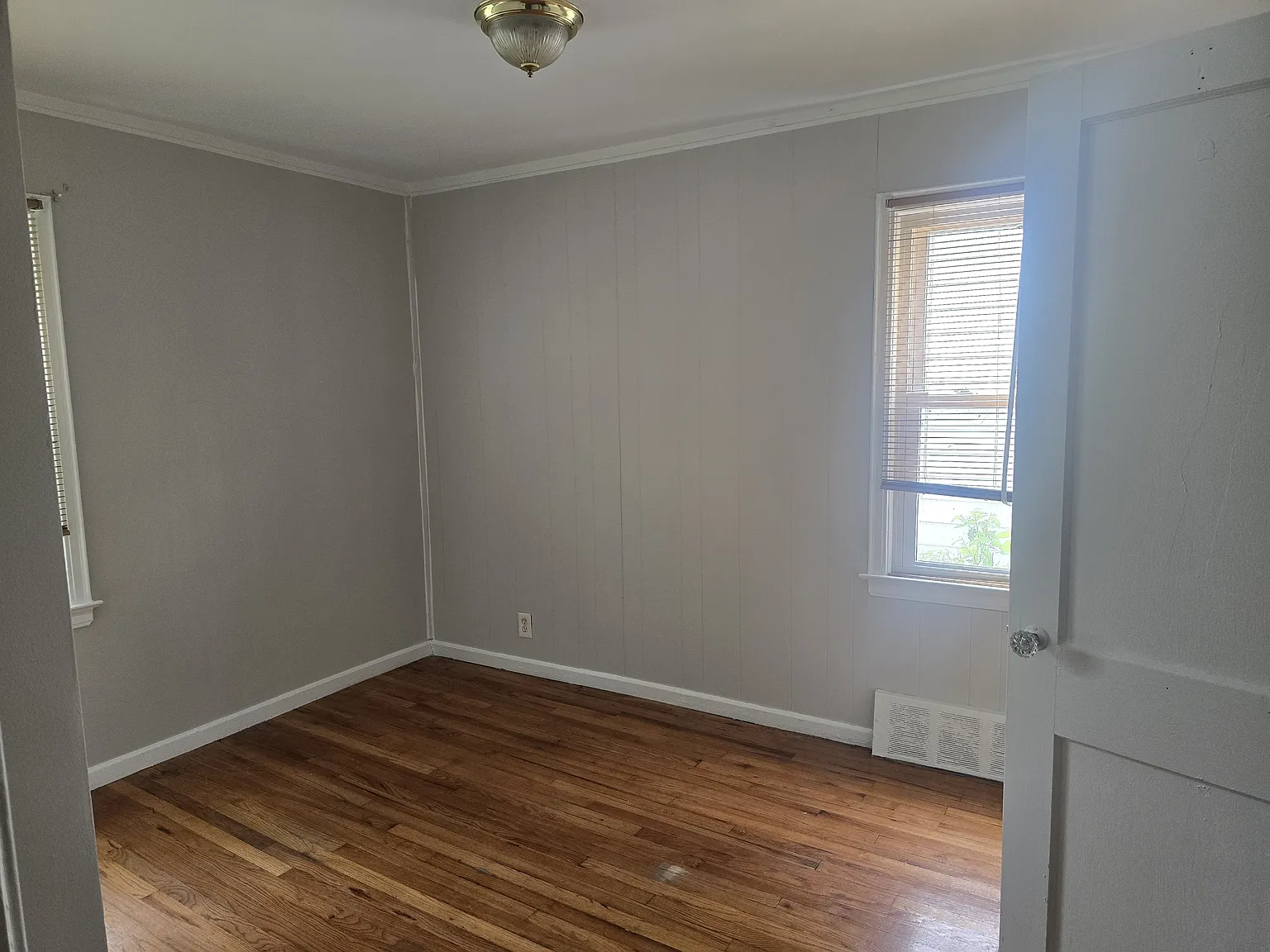 19152 Woodside Street - 1 — Photo 2