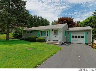 209 Hinsdale Rd, Camillus, NY 13031
