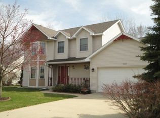 1020 Janet St, Sycamore, IL 60178