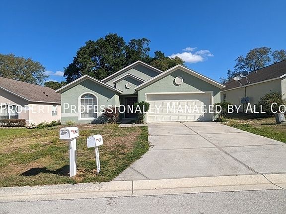 2nd image of 530 Lake Charles Dr