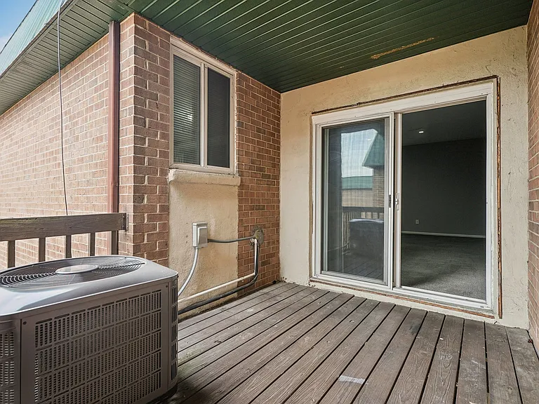 Aspen Apartments — Photo 44