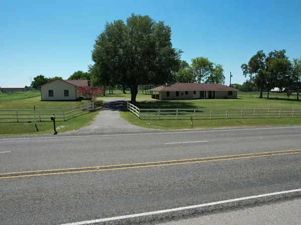 1054 State Highway 7 E, Crockett, TX 75835