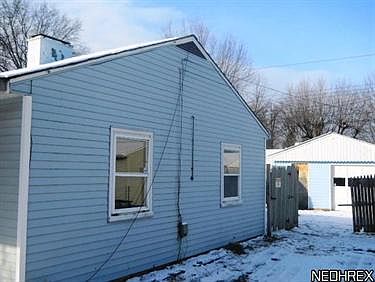 2nd image of 4124 Riverview Ln