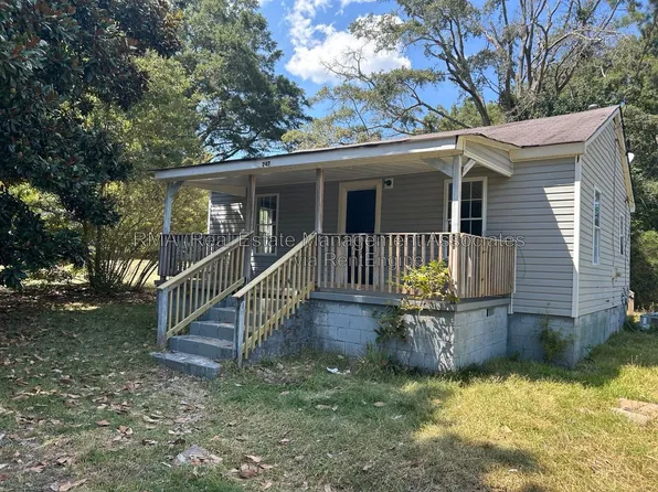 247 Spring St, Griffin, GA 30223