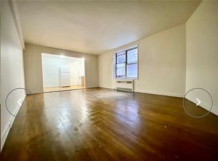 4225 80th St APT 1V, Elmhurst, NY